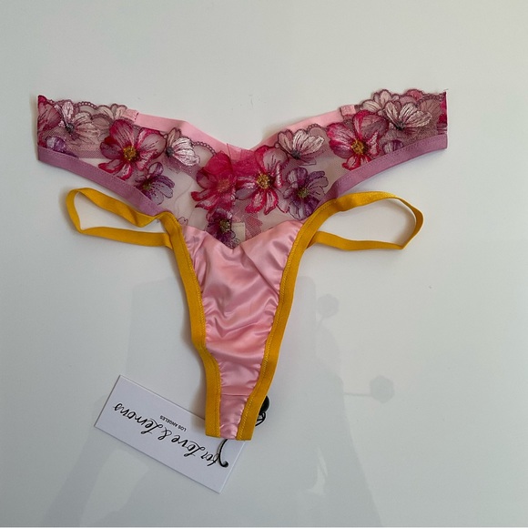 NWT For Love & Lemons Floral Pink Thong Bikini, Size XXS - Picture 6 of 11